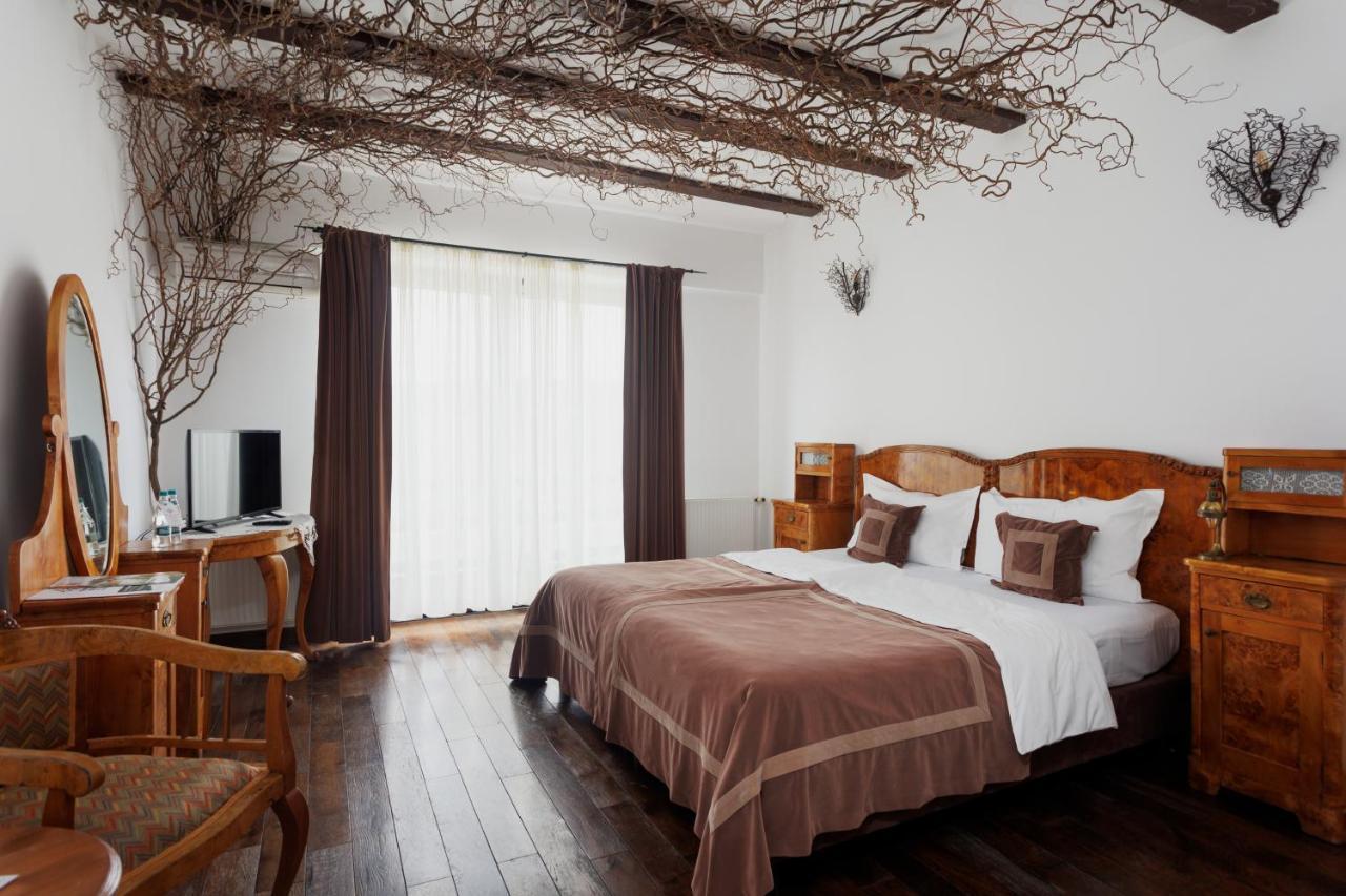 Conacul Archia Hotel Deva Eksteriør billede