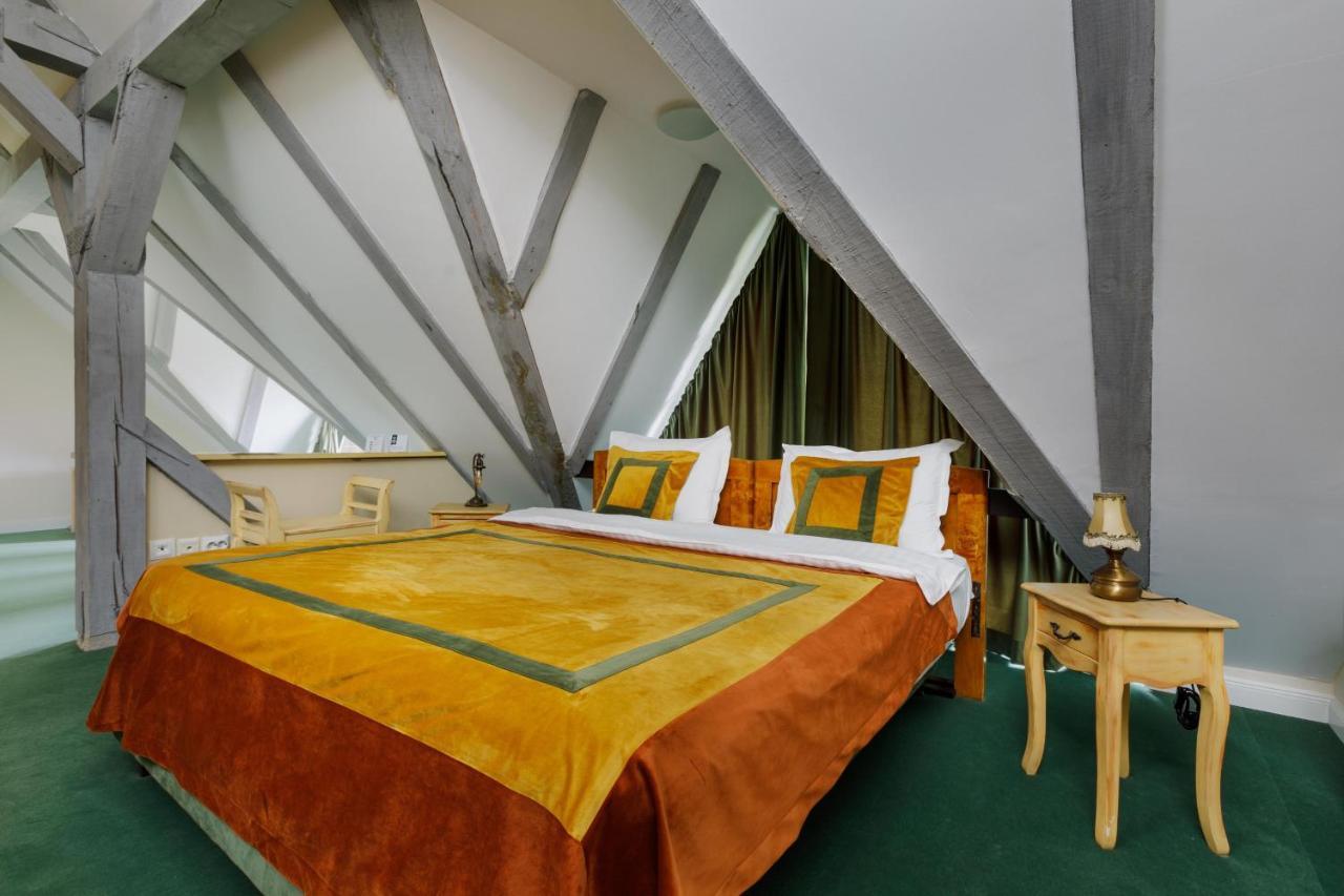 Conacul Archia Hotel Deva Eksteriør billede